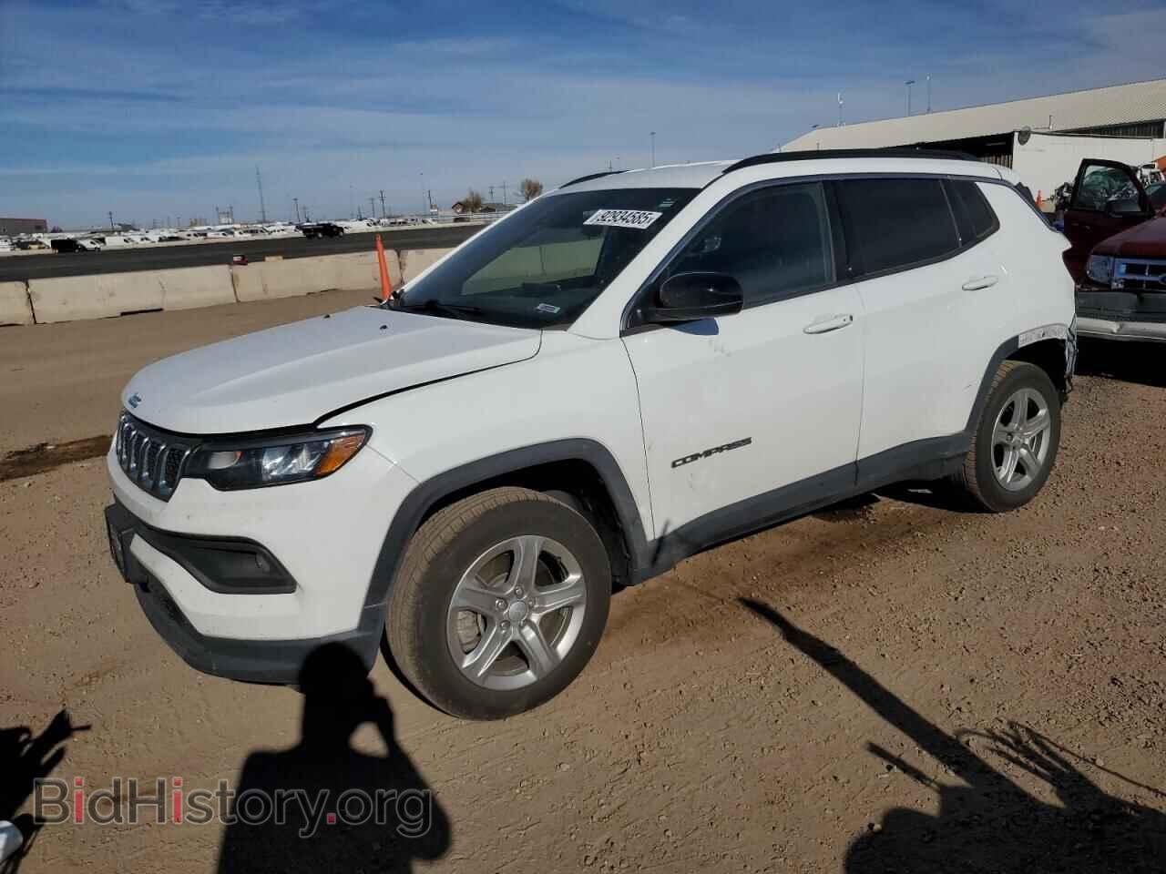 Photo 3C4NJDBN6PT553378 - JEEP COMPASS 2023