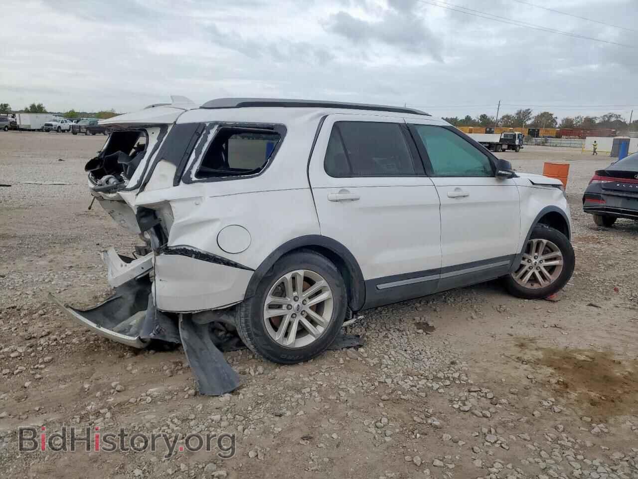 2017 FORD EXPLORER - VIN: 1FM5K7D81HGB30327 - Фото 3
