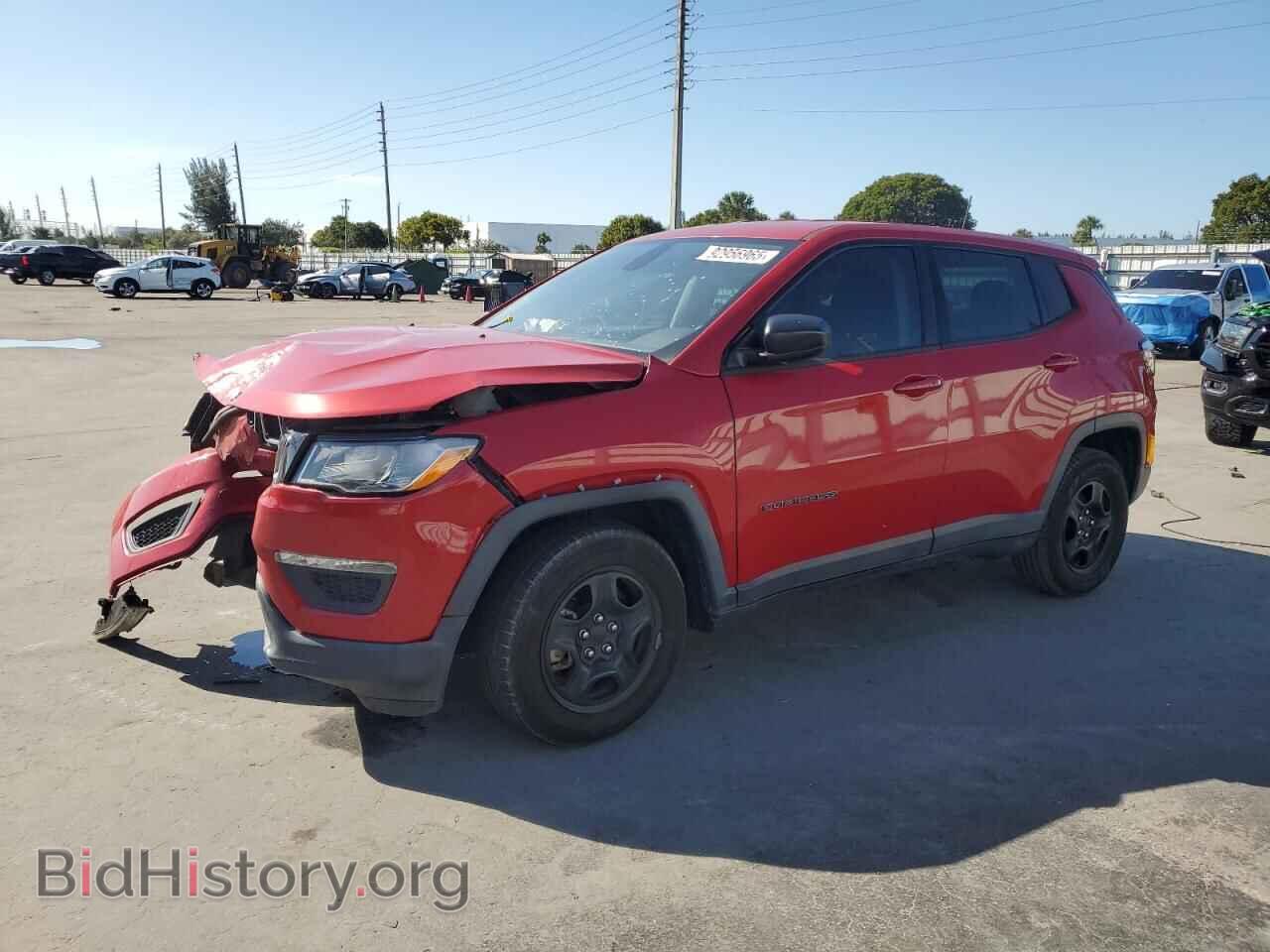 Фотография 3C4NJCAB8JT467773 - JEEP COMPASS 2018