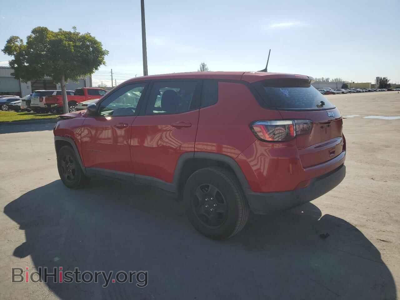 2018 JEEP COMPASS - VIN: 3C4NJCAB8JT467773 - Фото 2