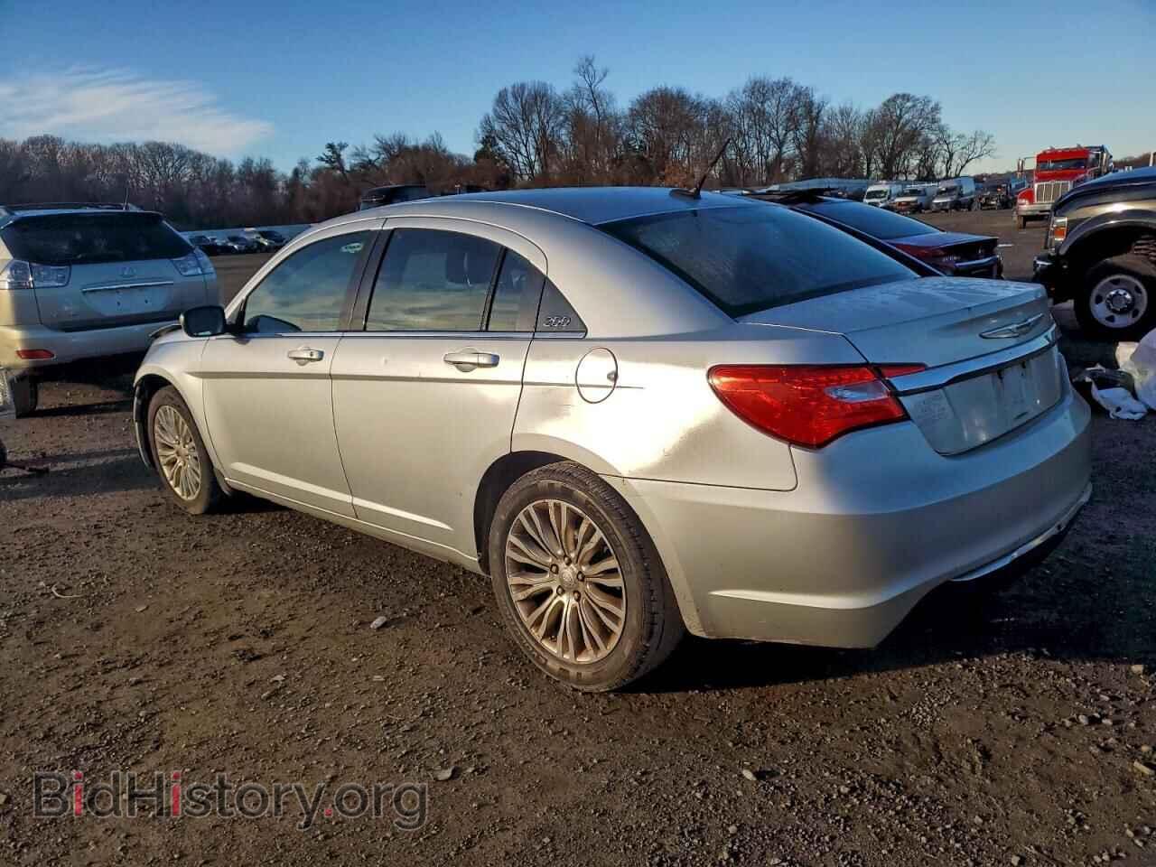 2012 CHRYSLER 200 - VIN: 1C3CCBAB8CN100939 - Фото 2