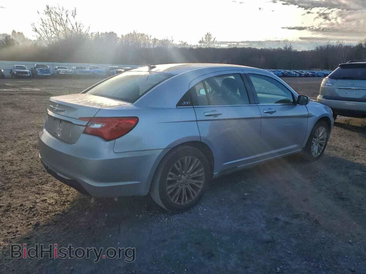 2012 CHRYSLER 200 - VIN: 1C3CCBAB8CN100939 - Фото 3