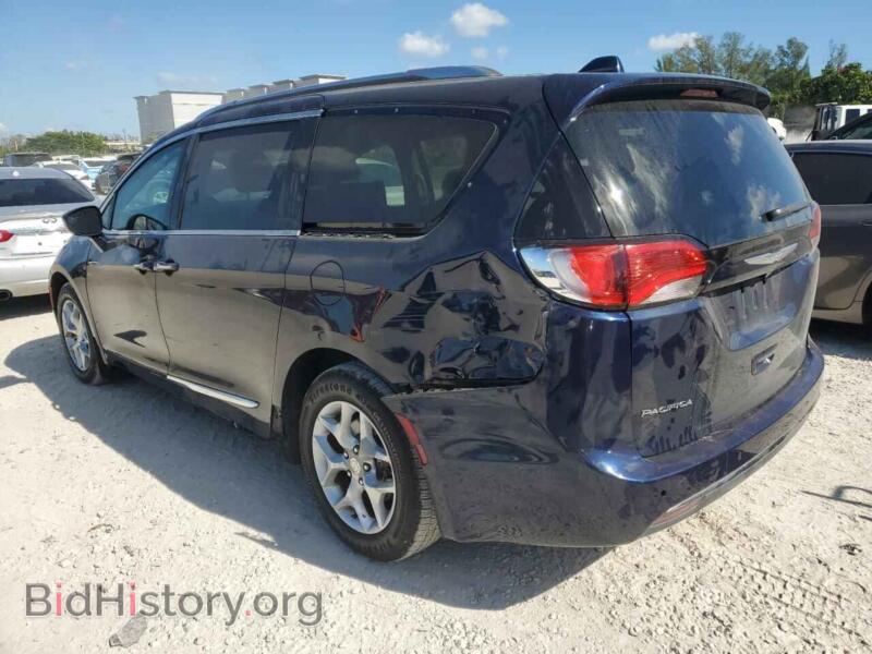 2017 Chrysler PACIFICA (VIN 2C4RC1EG6HR578664) — photo 2 of 14