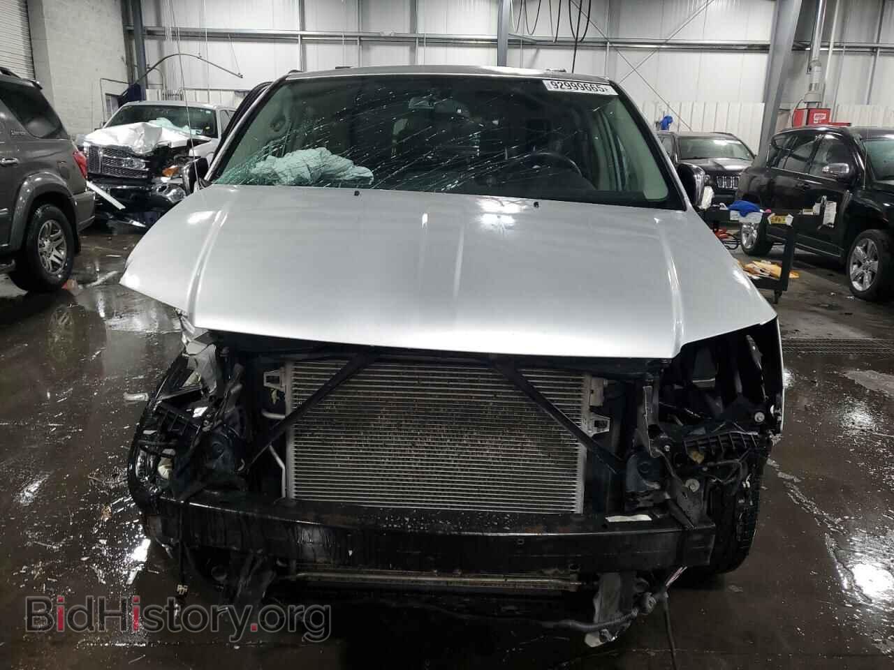 2011 CHRYSLER MINIVAN - VIN: 2A4RR8DG8BR785339 - Фото 5