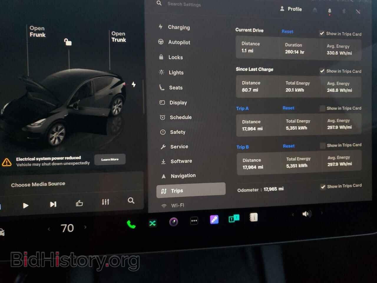 2024 TESLA MODEL Y - VIN: 7SAYGDEE9RA252449 - Фото 9