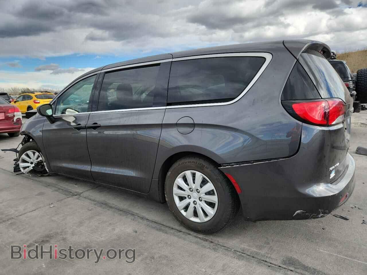 2018 CHRYSLER PACIFICA - VIN: 2C4RC1AG0JR274466 - Фото 2