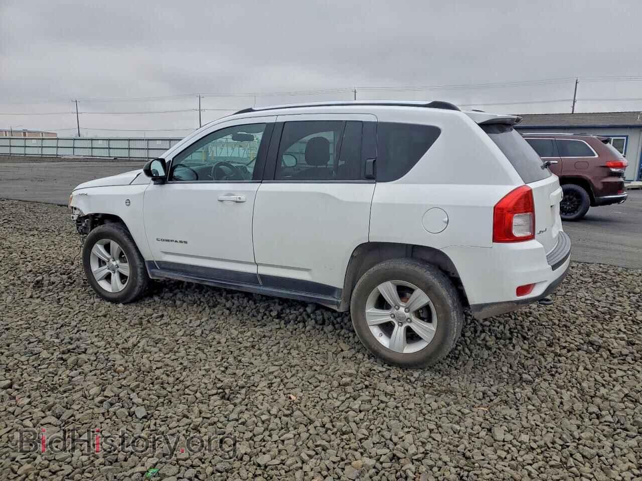 2011 JEEP COMPASS - VIN: 1J4NF1FB2BD164410 - Фото 2