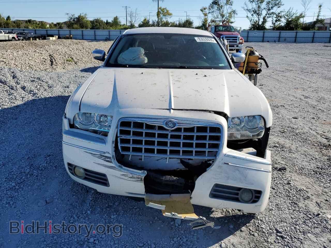 2010 CHRYSLER 300 - VIN: 2C3CA5CVXAH167899 - Фото 5