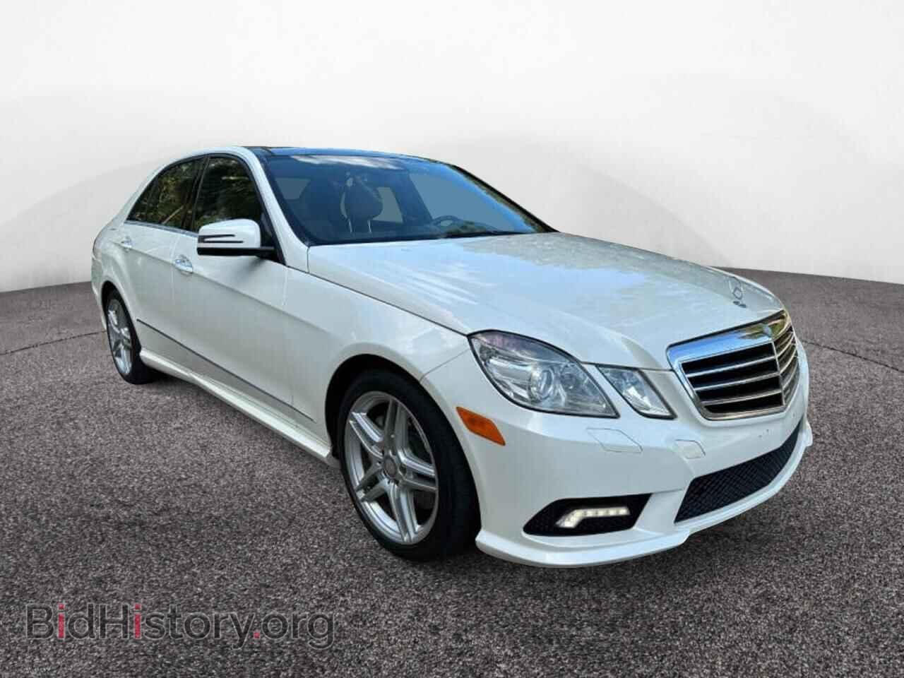 Photo WDDHF7CB8BA489905 - MERCEDES-BENZ E-CLASS 2011