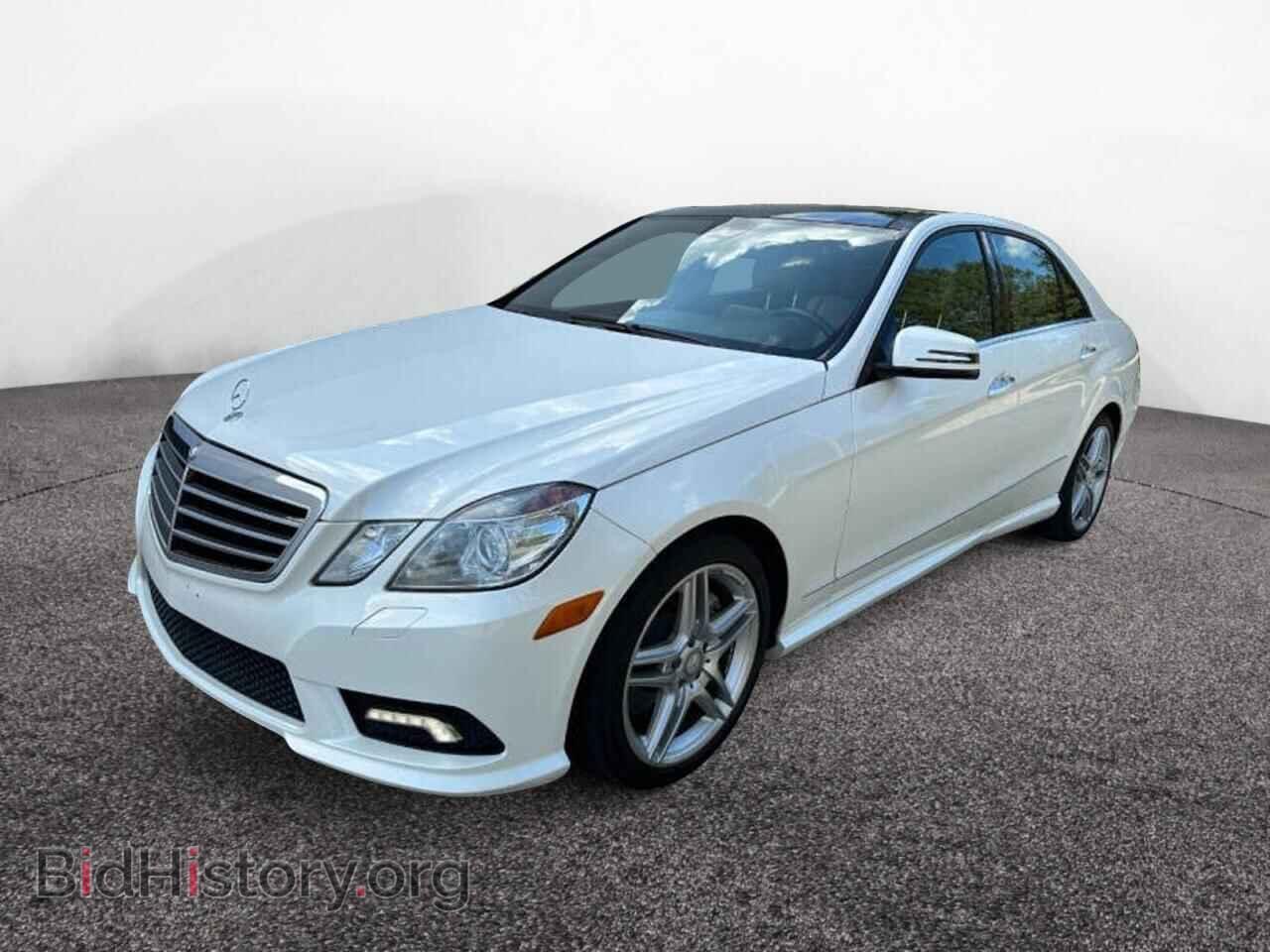2011 MERCEDES-BENZ E-CLASS - VIN: WDDHF7CB8BA489905 - Фото 2