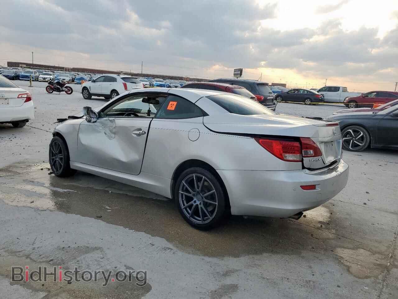 2010 LEXUS IS - VIN: JTHFE2C26A2504240 - Photo 2