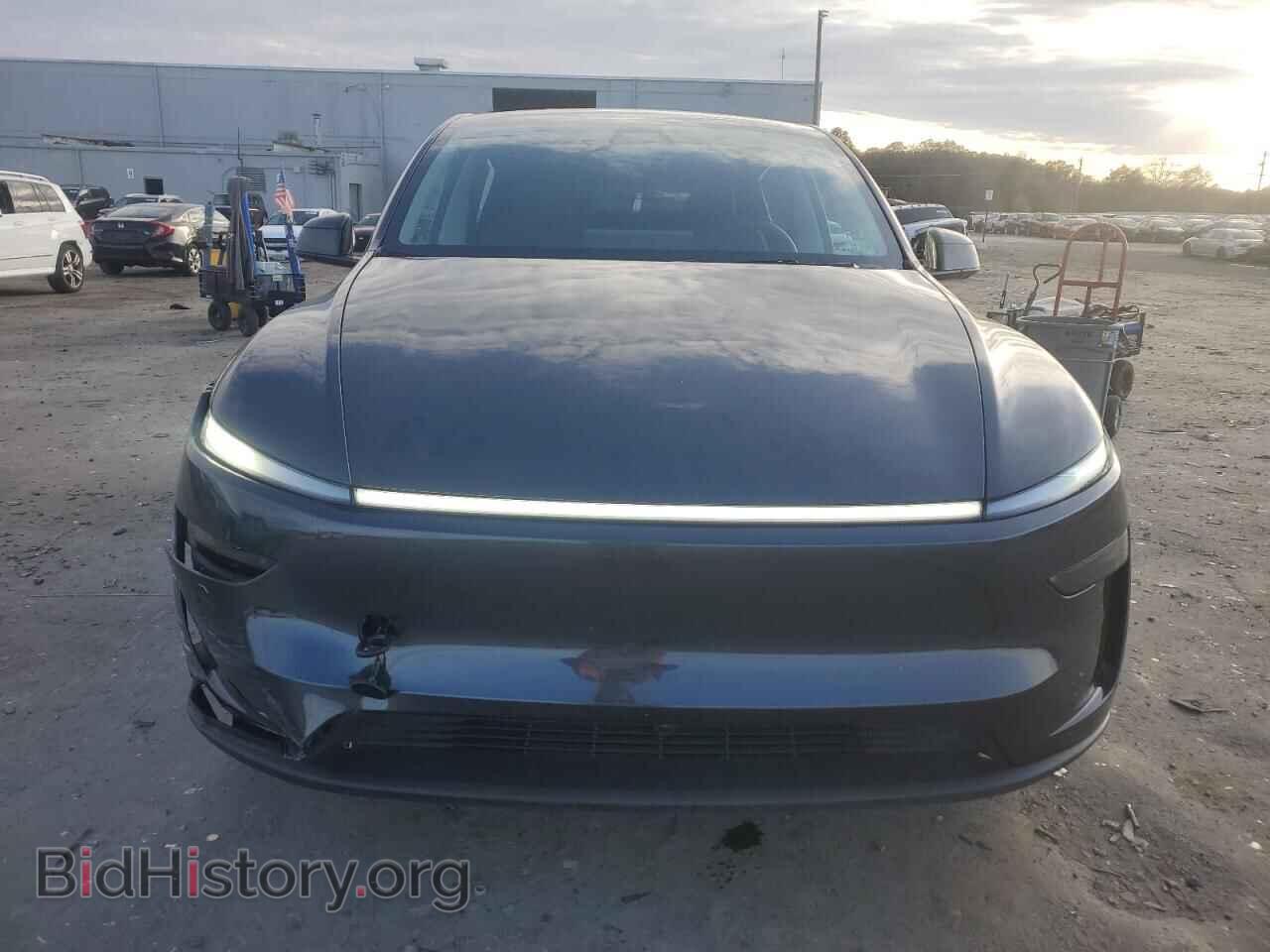 2026 TESLA MODEL Y - VIN: 7SAYGDEE7TF323626 - Photo 5