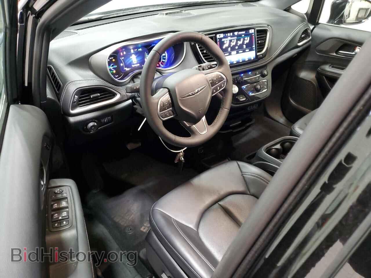 2025 CHRYSLER PACIFICA - VIN: 2C4RC1S76SR565201 - Фото 8