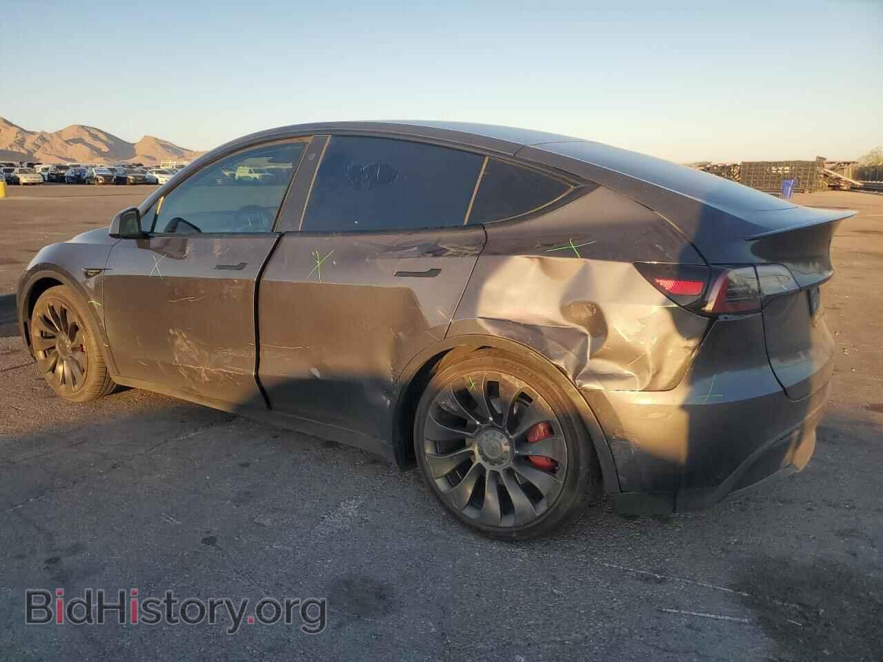 2022 TESLA MODEL Y - VIN: 7SAYGDEF7NF340227 - Photo 2