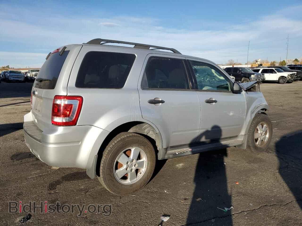 2011 FORD ESCAPE - VIN: 1FMCU0D73BKC17649 - Фото 3