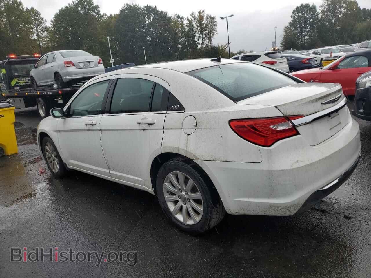 2013 CHRYSLER 200 - VIN: 1C3CCBBB9DN726449 - Фото 2