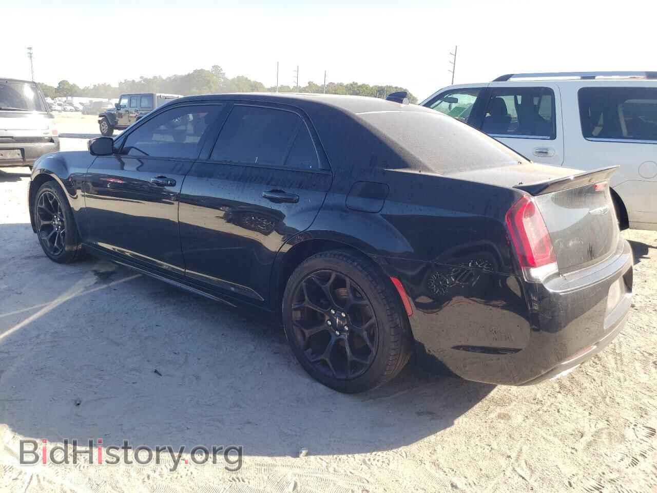 2020 CHRYSLER 300 - VIN: 2C3CCABT8LH239091 - Фото 2