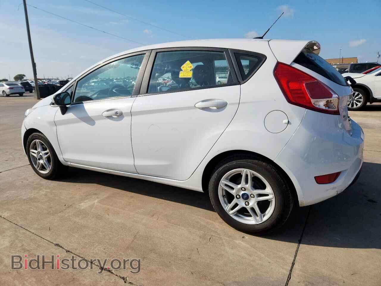 2017 FORD FIESTA - VIN: 3FADP4EJ9HM155988 - Photo 2