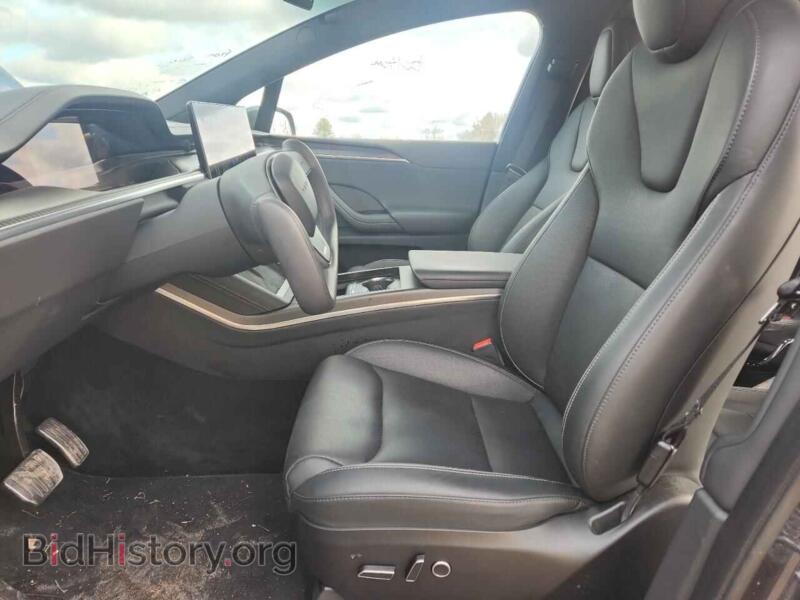 2024 Tesla MODEL X (VIN 7SAXCBE65RF439713) — photo 7 of 13