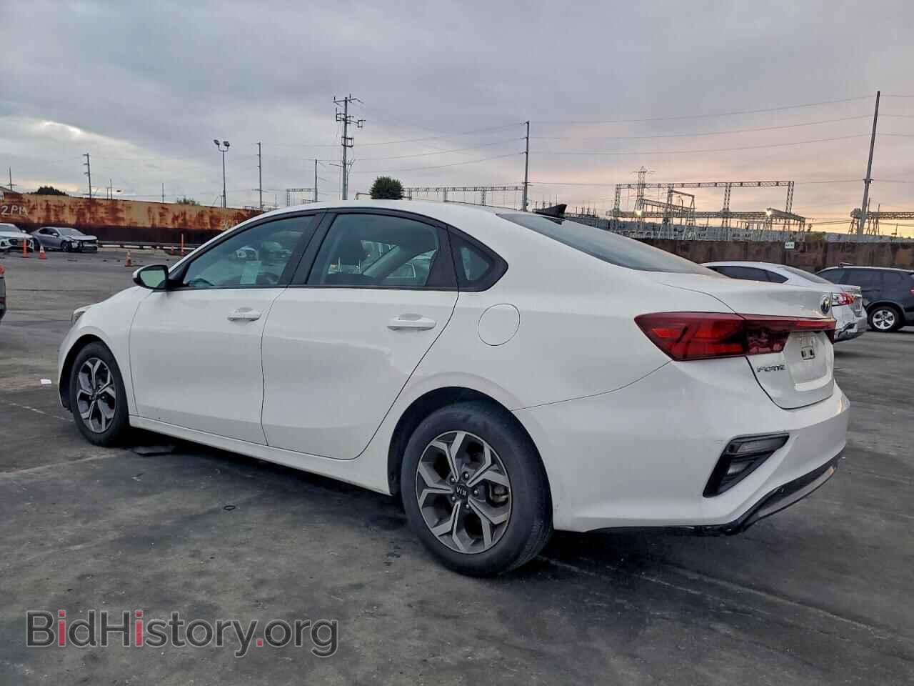 2021 KIA FORTE - VIN: 3KPF24AD8ME303389 - Фото 2