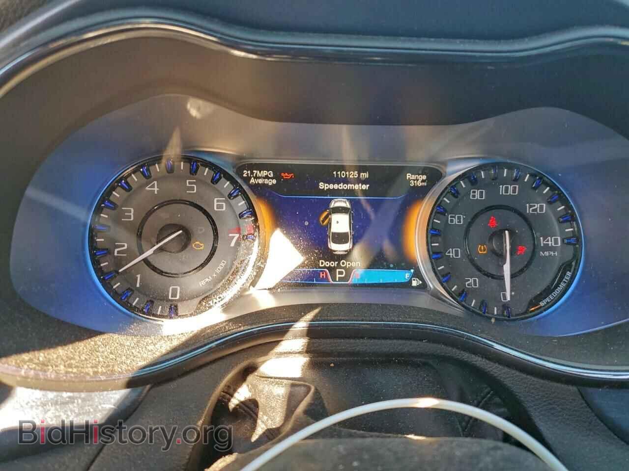 2015 CHRYSLER 200 - VIN: 1C3CCCDG2FN648579 - Фото 9