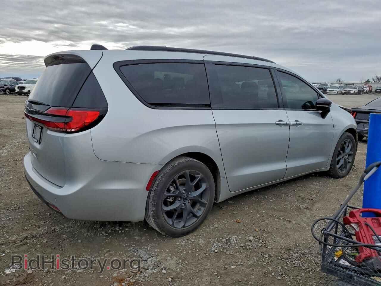 2024 CHRYSLER PACIFICA - VIN: 2C4RC1BG4RR184232 - Photo 3