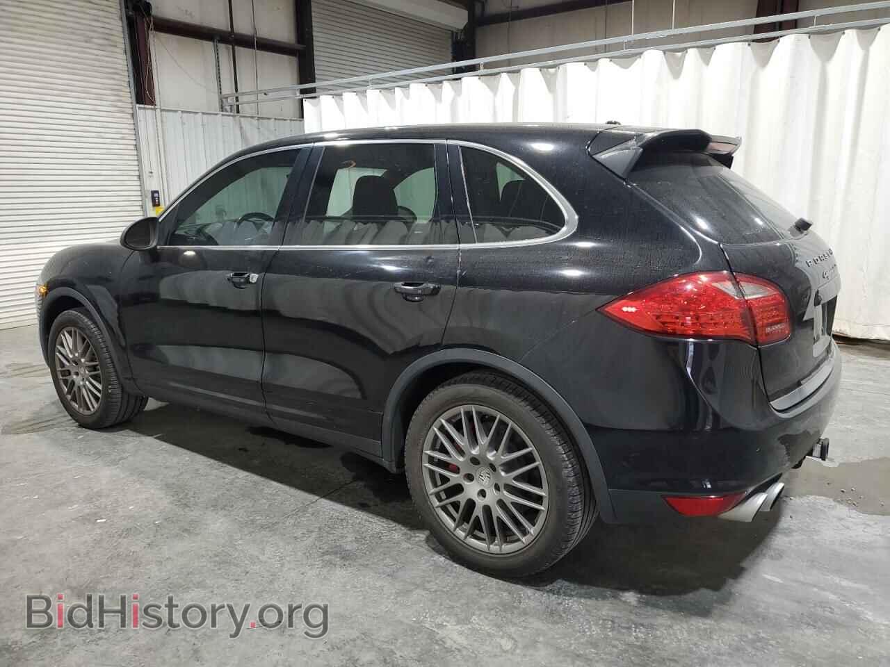 2011 PORSCHE CAYENNE - VIN: WP1AC2A25BLA82024 - Фото 2