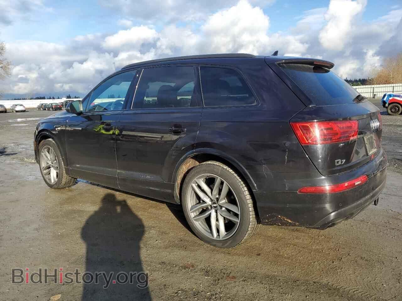 2018 AUDI Q7 - VIN: WA1VAAF75JD012050 - Фото 2