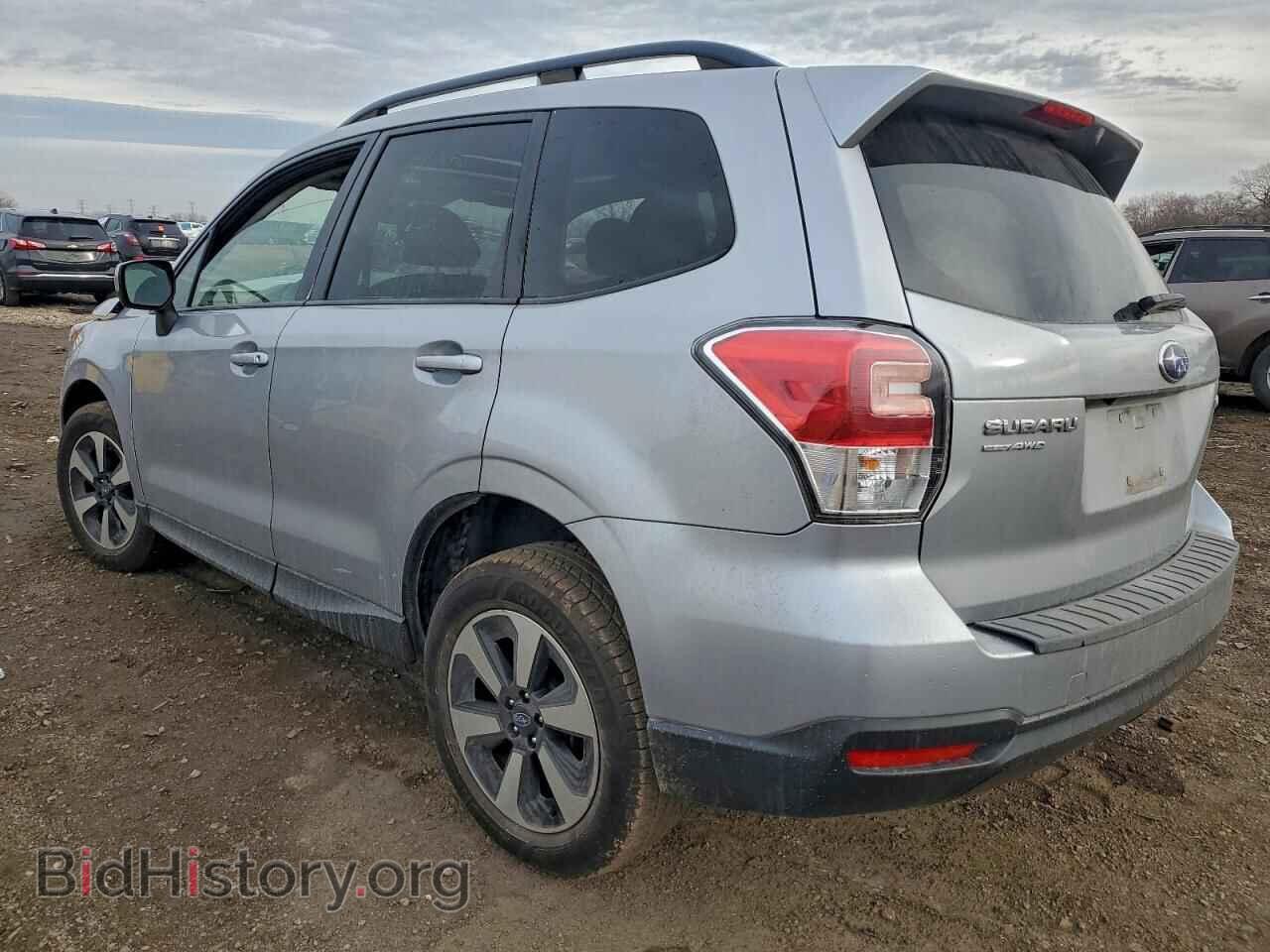 2017 SUBARU FORESTER - VIN: JF2SJAEC6HH444433 - Фото 2