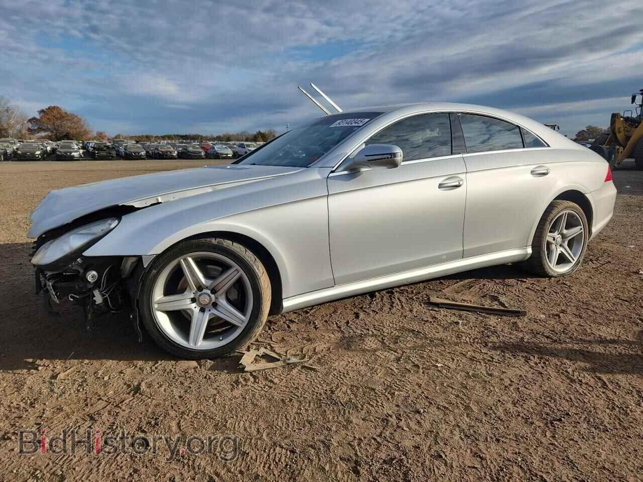 Photo WDDDJ7CB1BA170097 - MERCEDES-BENZ CLS-CLASS 2011