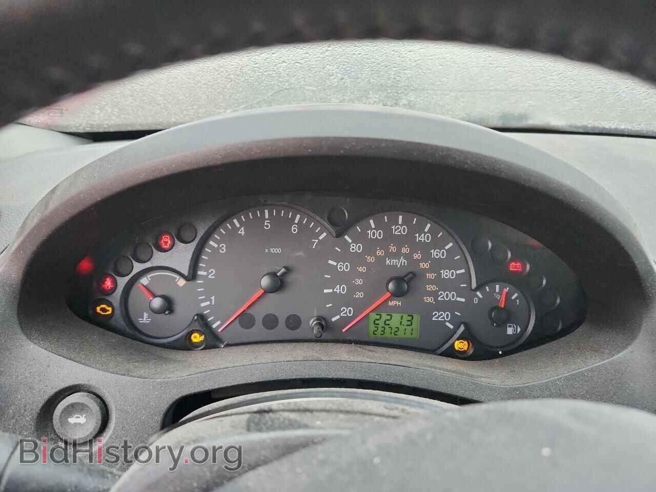 2005 FORD FOCUS - VIN: 3FAFP37N75R100151 - Фото 9