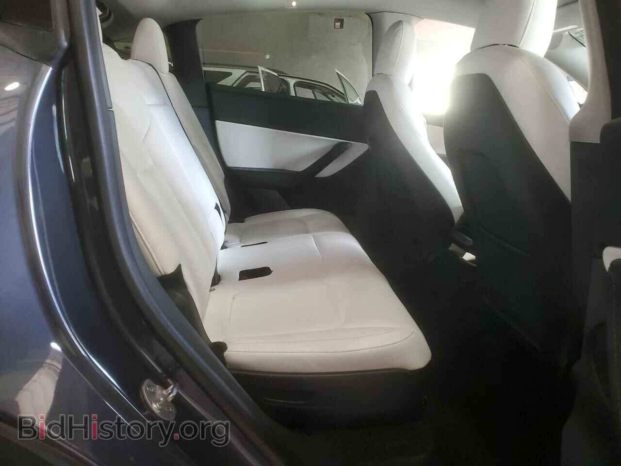 2022 TESLA MODEL Y - VIN: 7SAYGAEE9NF382579 - Фото 10