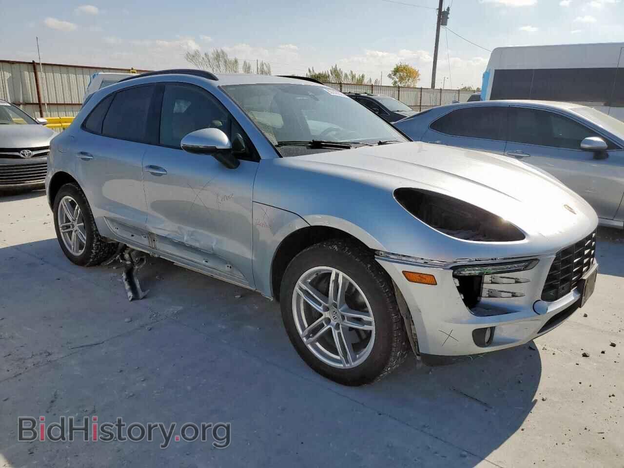 2017 PORSCHE MACAN - VIN: WP1AA2A54HLB07634 - Photo 4
