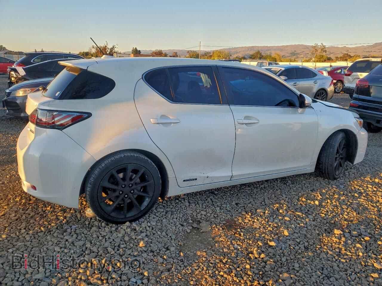 2012 LEXUS CT 200 - VIN: JTHKD5BH3C2084478 - Photo 3