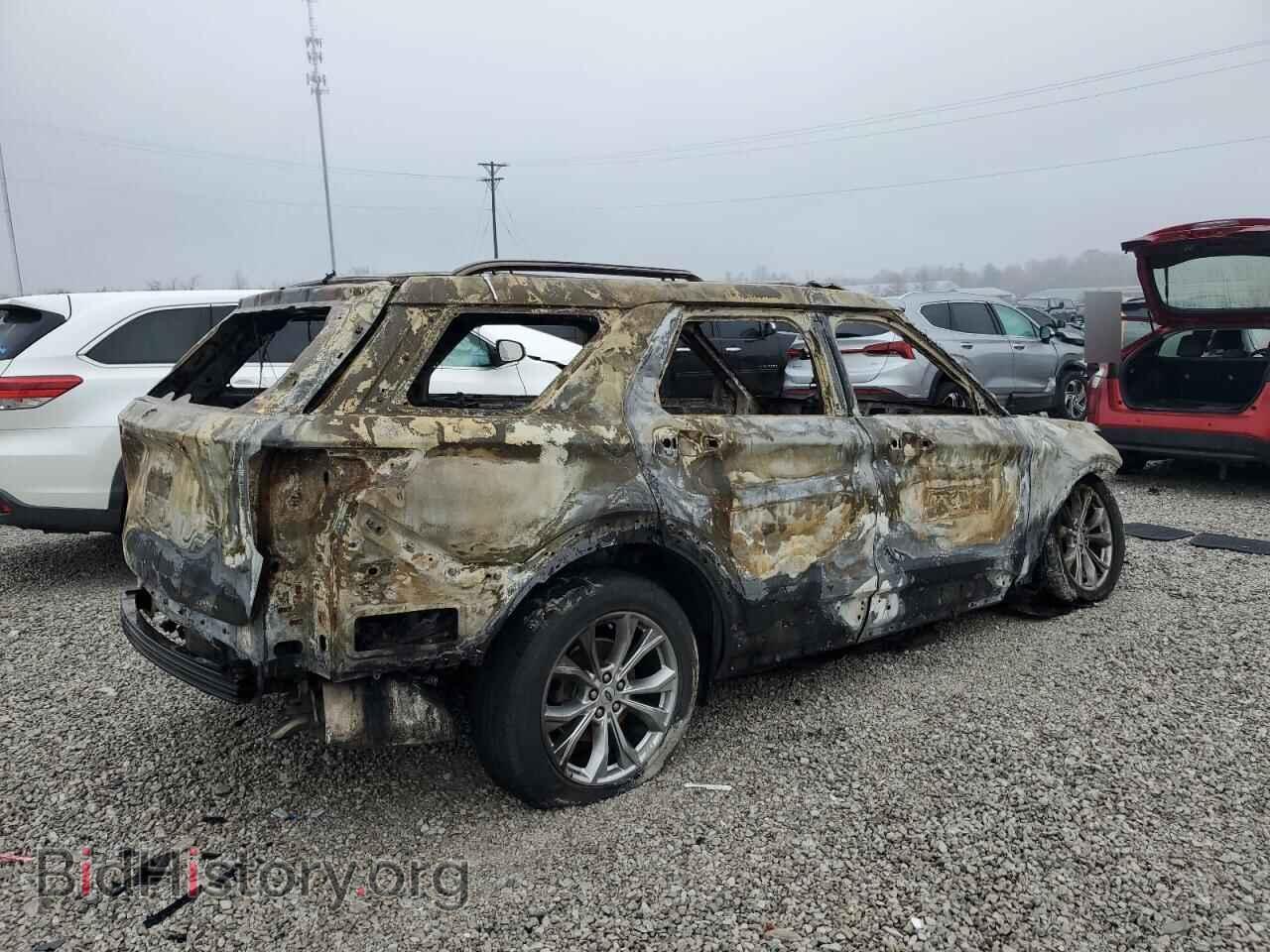 2020 FORD EXPLORER - VIN: 1FMSK8DHXLGA50641 - Фото 3