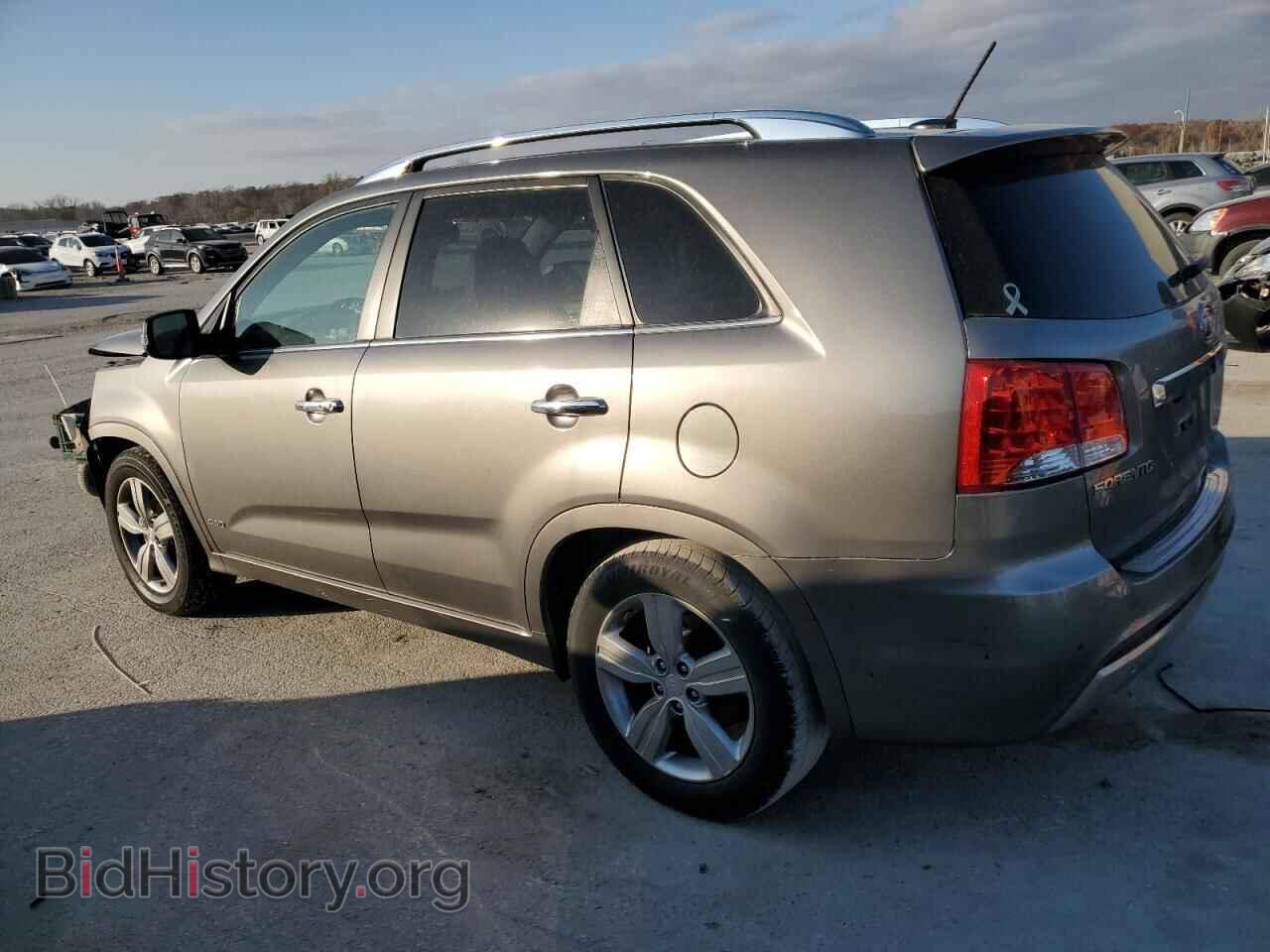 2012 KIA SORENTO - VIN: 5XYKWDA29CG214823 - Фото 2