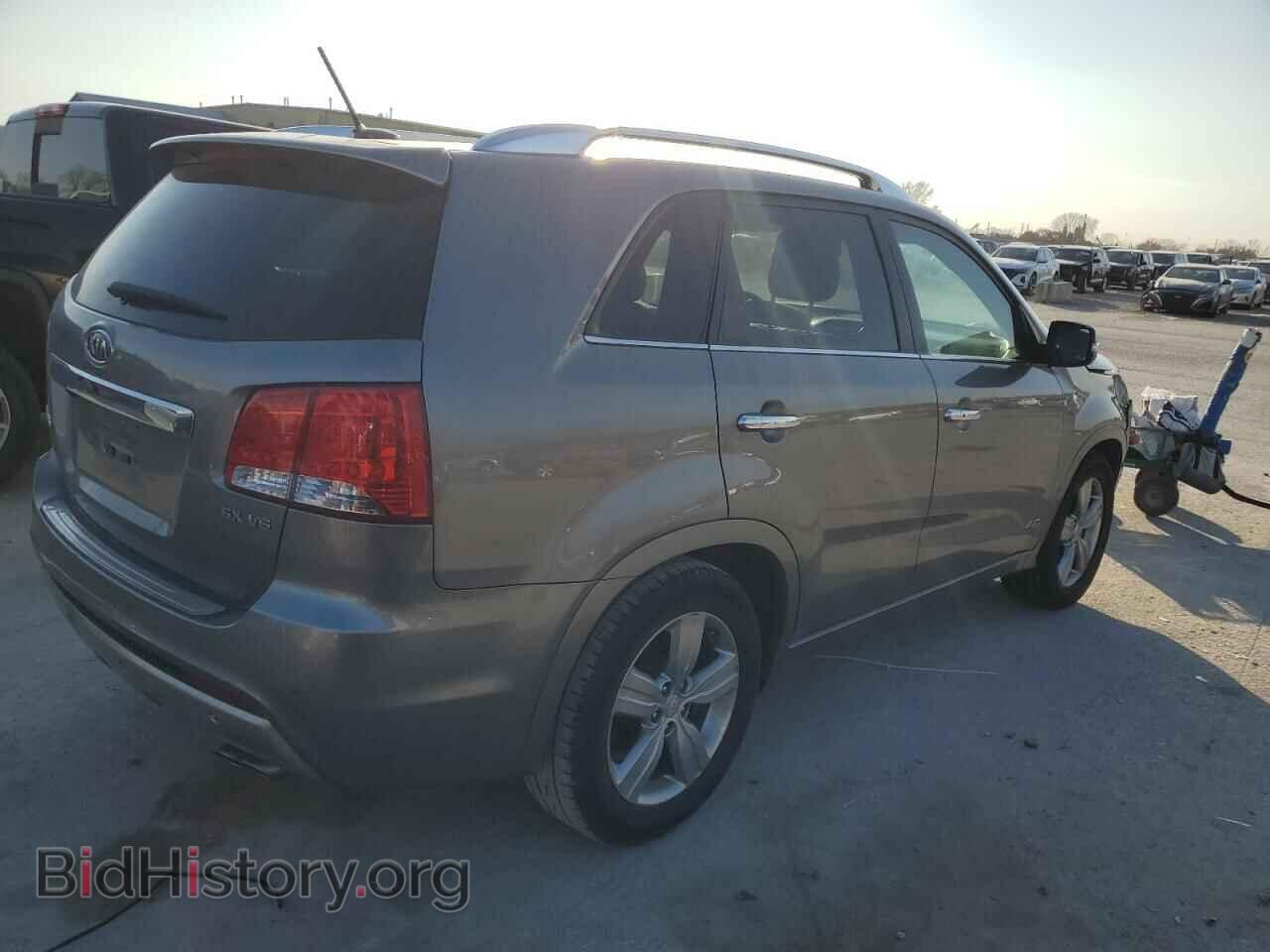 2012 KIA SORENTO - VIN: 5XYKWDA29CG214823 - Фото 3