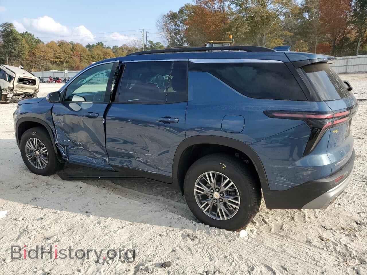2025 CHEVROLET TRAVERSE - VIN: 1GNERGRS5SJ128408 - Фото 2