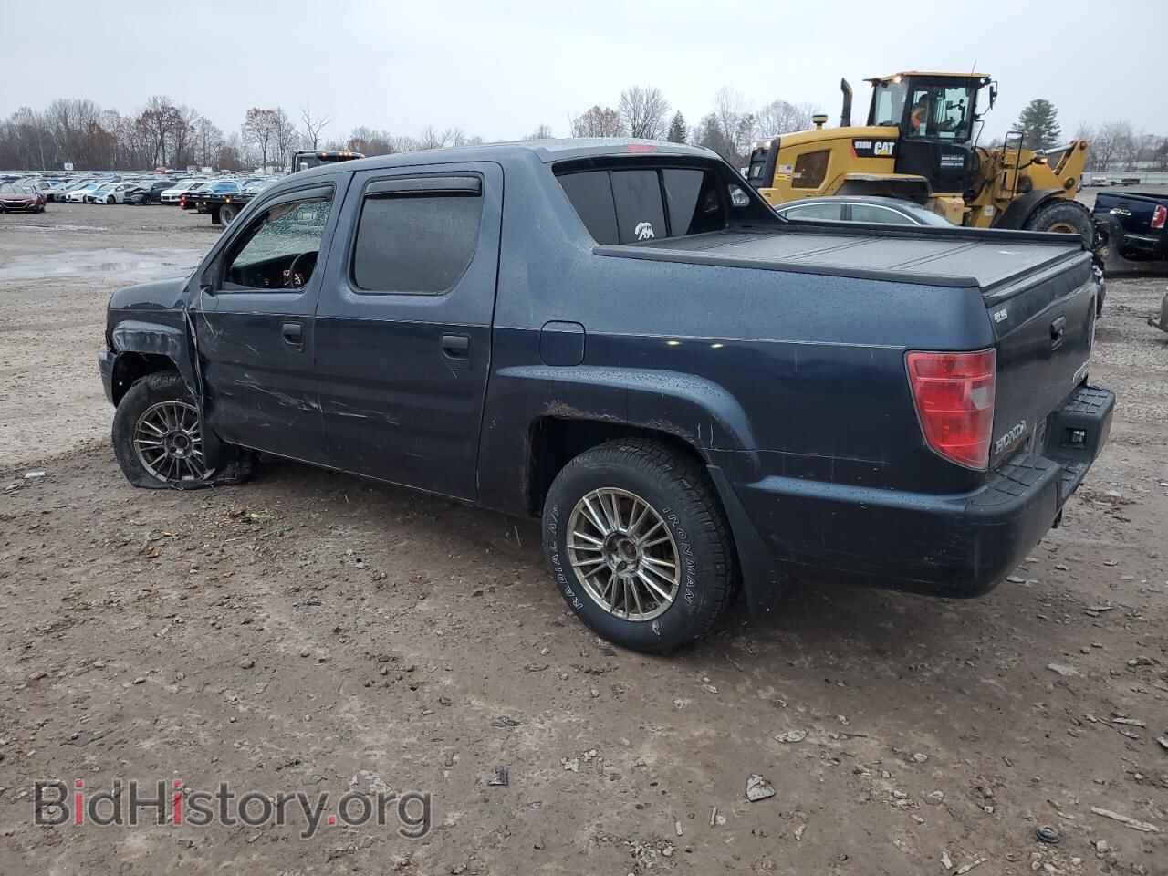 2011 HONDA RIDGELINE - VIN: 5FPYK1F20BB005044 - Photo 2
