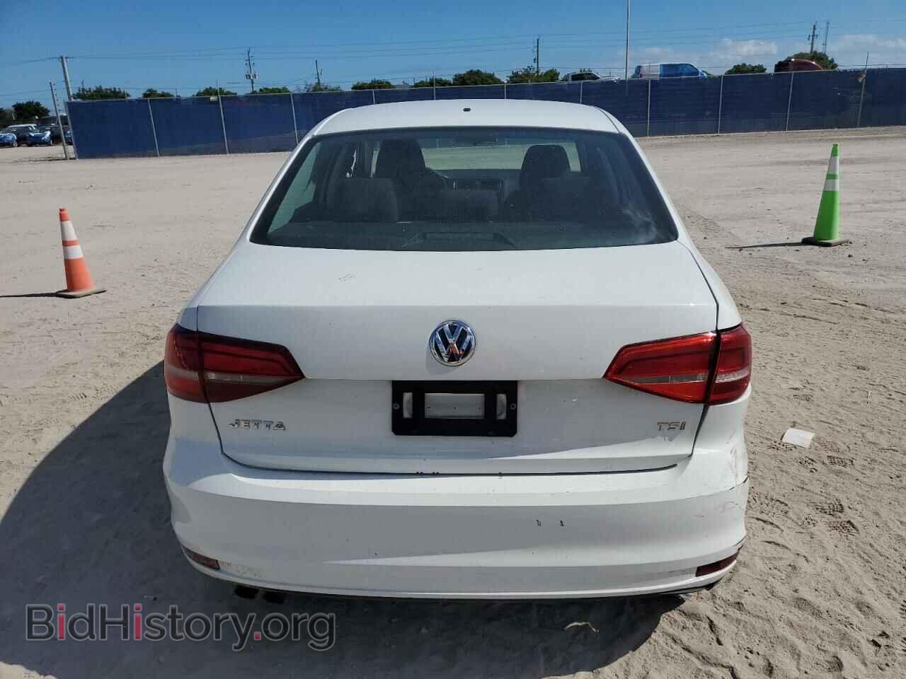 2017 VOLKSWAGEN JETTA - VIN: 3VW2B7AJ6HM290124 - Фото 6
