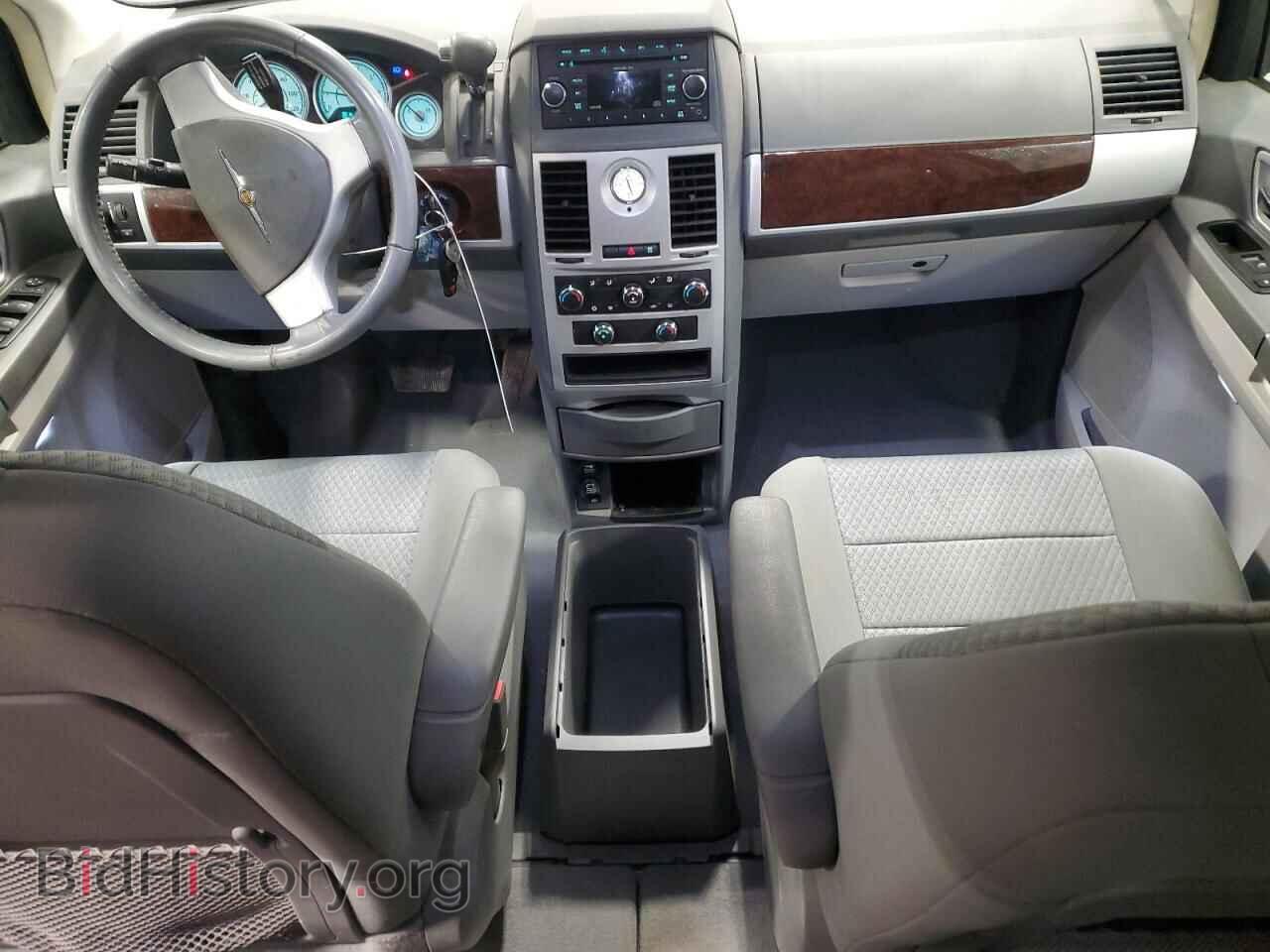 2010 CHRYSLER MINIVAN - VIN: 2A4RR5D1XAR308551 - Фото 8