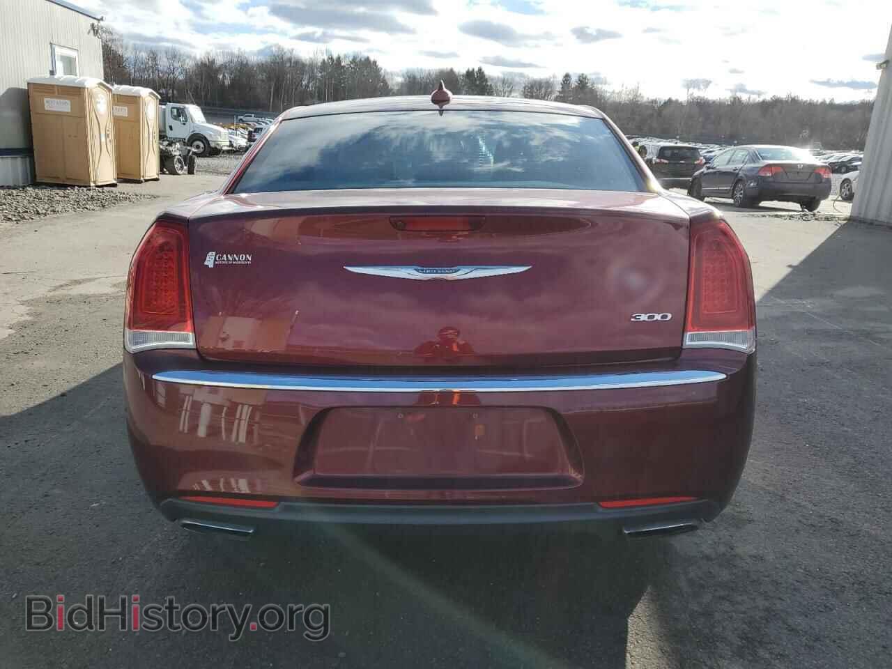 2016 CHRYSLER 300 - VIN: 2C3CCAAG5GH252763 - Фото 6