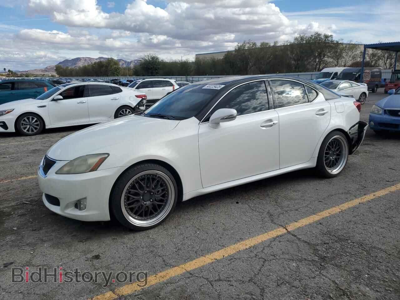 Photo JTHBF5C29A5107360 - LEXUS IS 2010