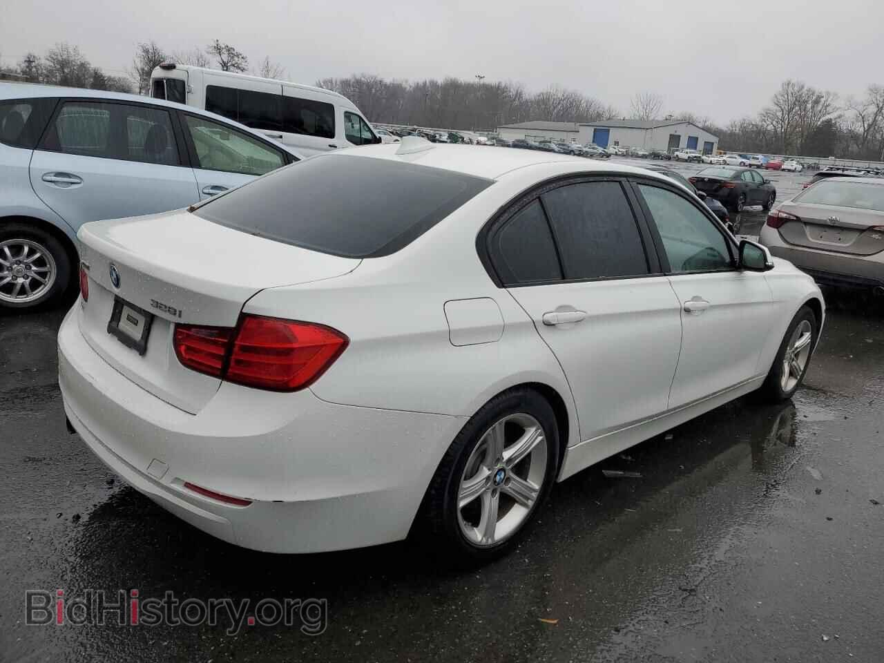 2013 BMW 3 SERIES - VIN: WBA3B3C59DF537577 - Фото 3