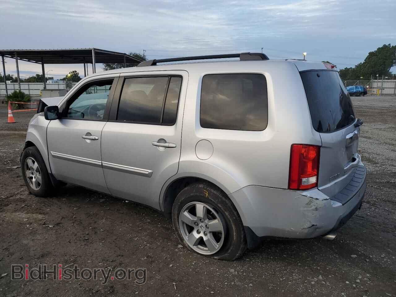 2011 HONDA PILOT - VIN: 5FNYF3H55BB032210 - Фото 2