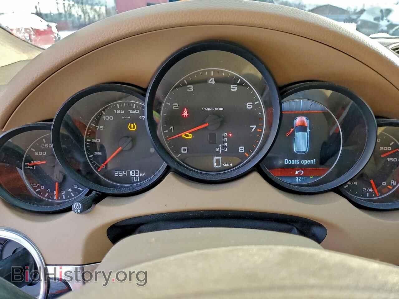 2011 PORSCHE CAYENNE - VIN: WP1AA2A29BLA02889 - Фото 9