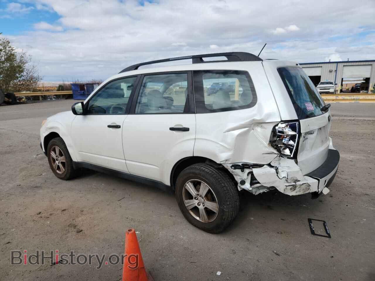 2013 SUBARU FORESTER - VIN: JF2SHABCXDH404026 - Фото 2