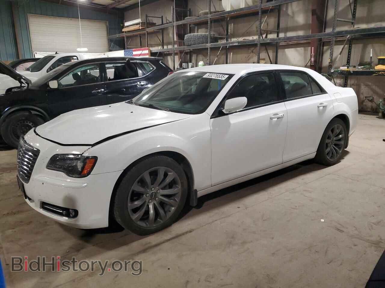 Фотография 2C3CCABG9EH253085 - CHRYSLER 300 2014