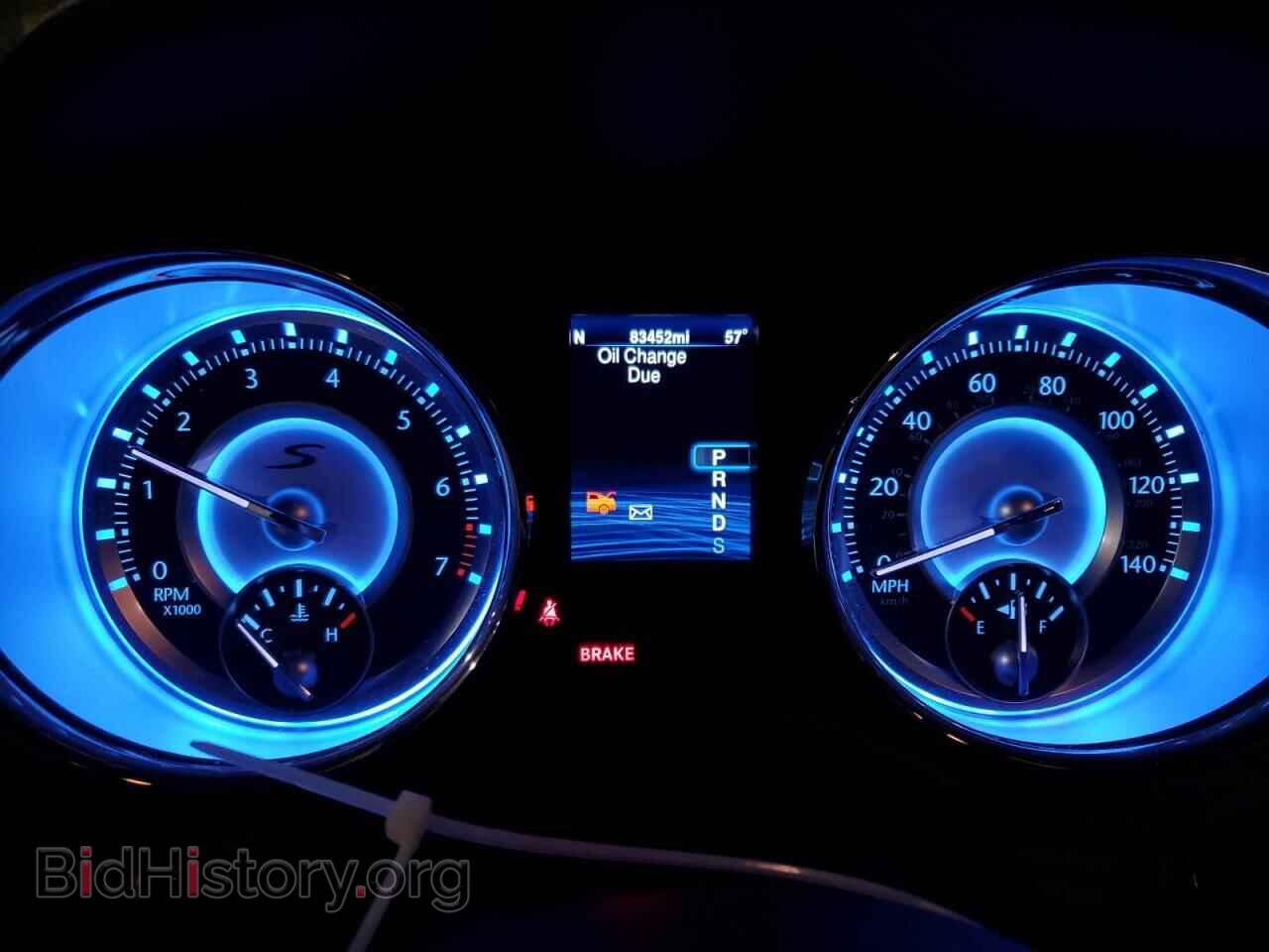 2014 CHRYSLER 300 - VIN: 2C3CCABG9EH253085 - Фото 9