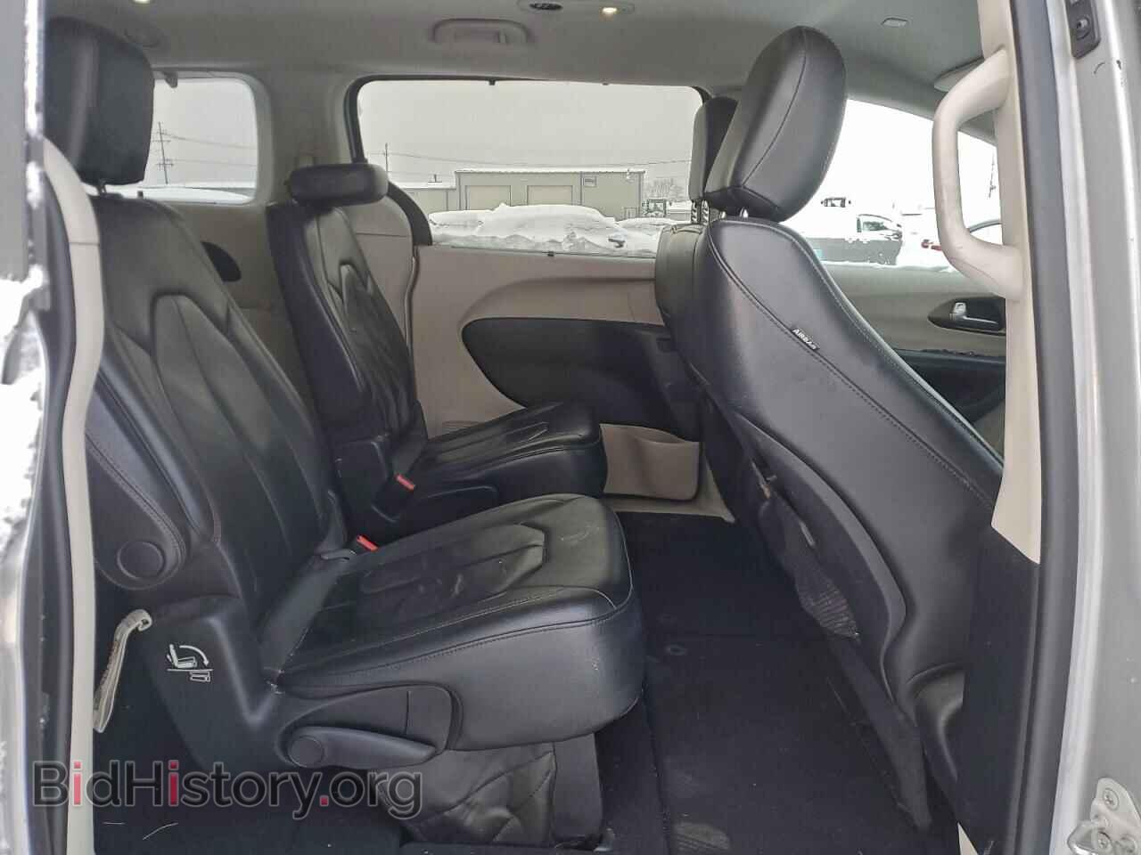 2017 CHRYSLER PACIFICA - VIN: 2C4RC1BGXHR785708 - Photo 11